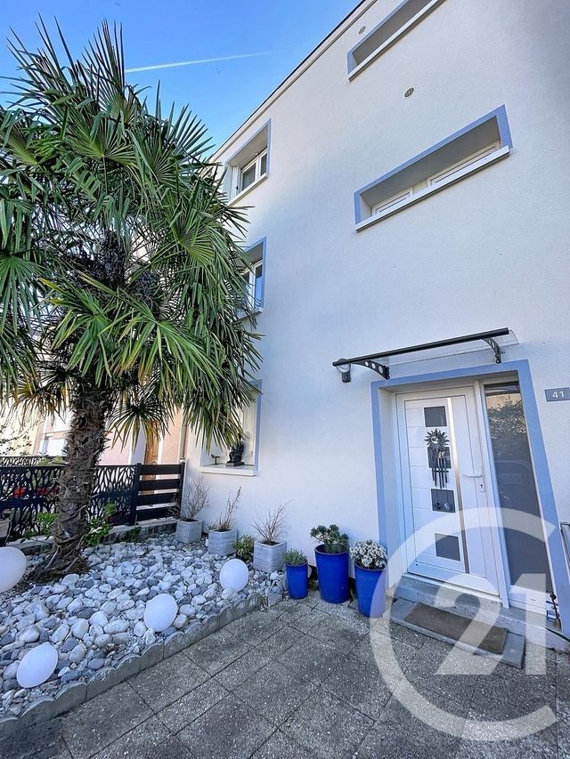 maison à vendre - 6 pièces - 94.81 m2 - LA QUEUE EN BRIE - 94 - ILE-DE-FRANCE - Century 21 Famidly