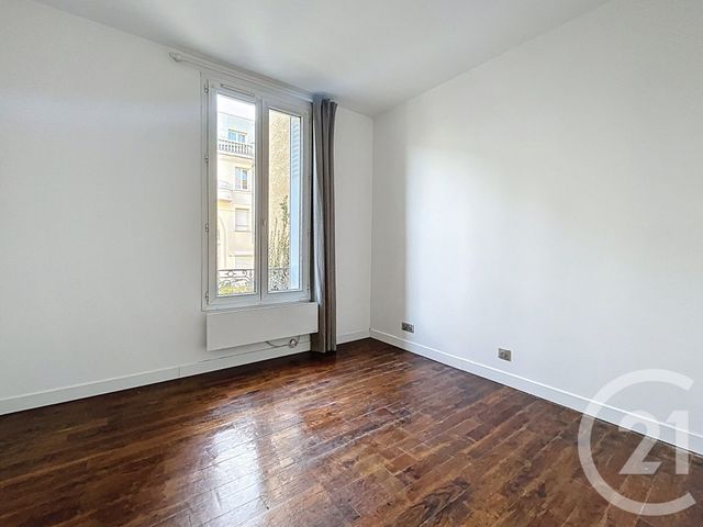 Appartement F2 à louer - 2 pièces - 38.0 m2 - PONTAULT COMBAULT - 77 - ILE-DE-FRANCE - Century 21 Famidly