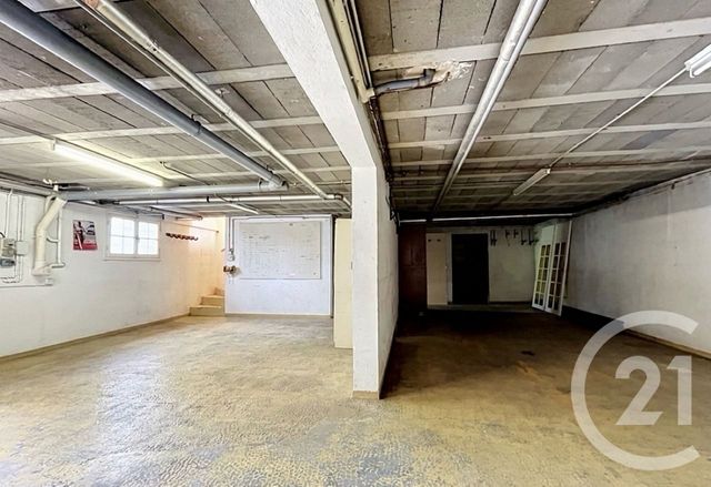 maison à vendre - 6 pièces - 133.3 m2 - PONTAULT COMBAULT - 77 - ILE-DE-FRANCE - Century 21 Famidly