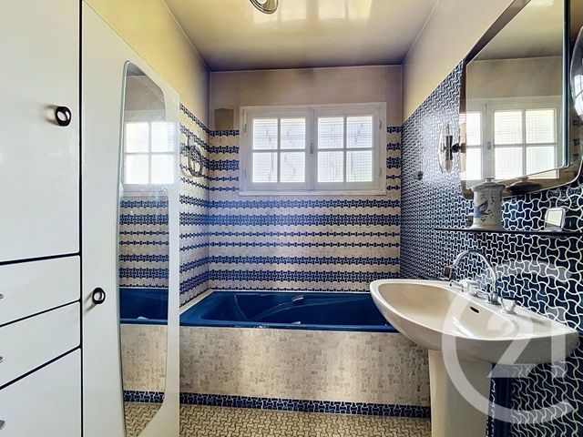 maison à vendre - 6 pièces - 133.3 m2 - PONTAULT COMBAULT - 77 - ILE-DE-FRANCE - Century 21 Famidly