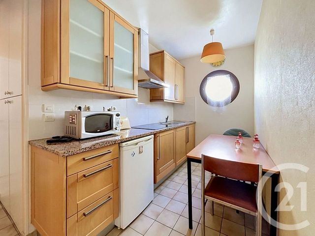 Appartement F1 à vendre - 1 pièce - 28.34 m2 - PONTAULT COMBAULT - 77 - ILE-DE-FRANCE - Century 21 Famidly
