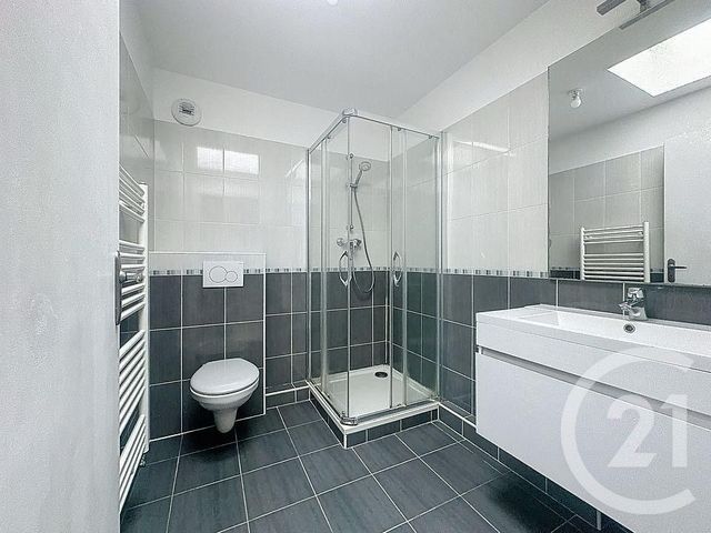 Appartement F3 à vendre - 3 pièces - 54.0 m2 - PONTAULT COMBAULT - 77 - ILE-DE-FRANCE - Century 21 Famidly