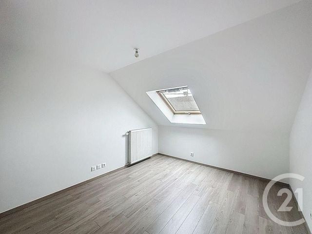 Appartement F3 à vendre - 3 pièces - 54.0 m2 - PONTAULT COMBAULT - 77 - ILE-DE-FRANCE - Century 21 Famidly