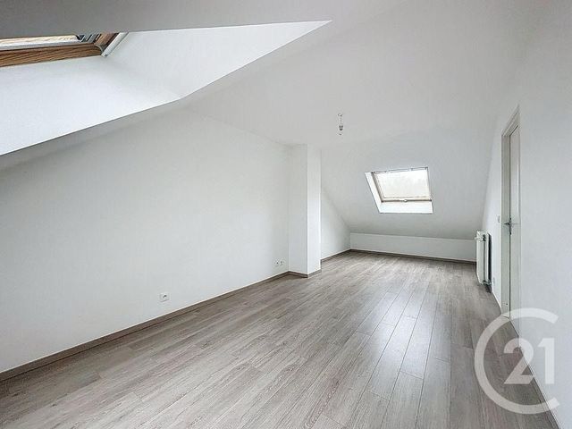 Appartement F3 à vendre - 3 pièces - 54.0 m2 - PONTAULT COMBAULT - 77 - ILE-DE-FRANCE - Century 21 Famidly