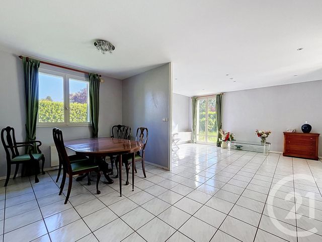 maison à vendre - 6 pièces - 120.45 m2 - PONTAULT COMBAULT - 77 - ILE-DE-FRANCE - Century 21 Famidly