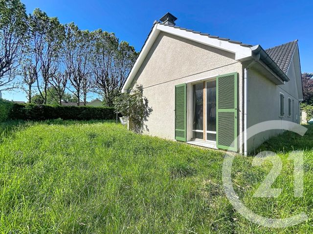 maison à vendre - 6 pièces - 120.45 m2 - PONTAULT COMBAULT - 77 - ILE-DE-FRANCE - Century 21 Famidly