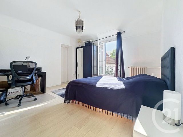 maison à vendre - 5 pièces - 110.89 m2 - PONTAULT COMBAULT - 77 - ILE-DE-FRANCE - Century 21 Famidly