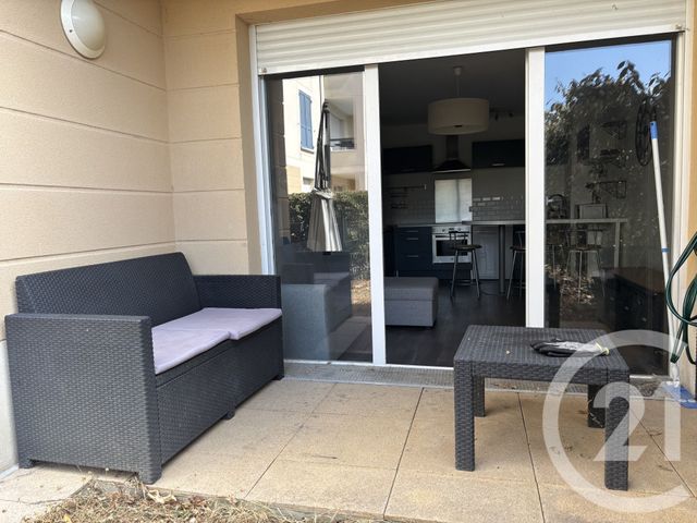 Appartement F2 à louer - 2 pièces - 47.0 m2 - ROISSY EN BRIE - 77 - ILE-DE-FRANCE - Century 21 Famidly