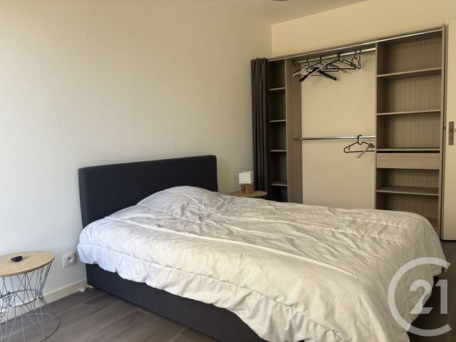 Appartement F2 à louer - 2 pièces - 47.0 m2 - ROISSY EN BRIE - 77 - ILE-DE-FRANCE - Century 21 Famidly