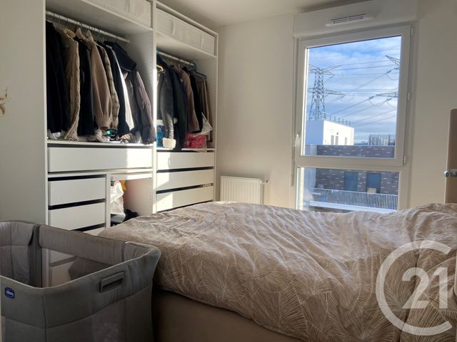 Appartement F4 à louer - 4 pièces - 72.0 m2 - ROISSY EN BRIE - 77 - ILE-DE-FRANCE - Century 21 Famidly