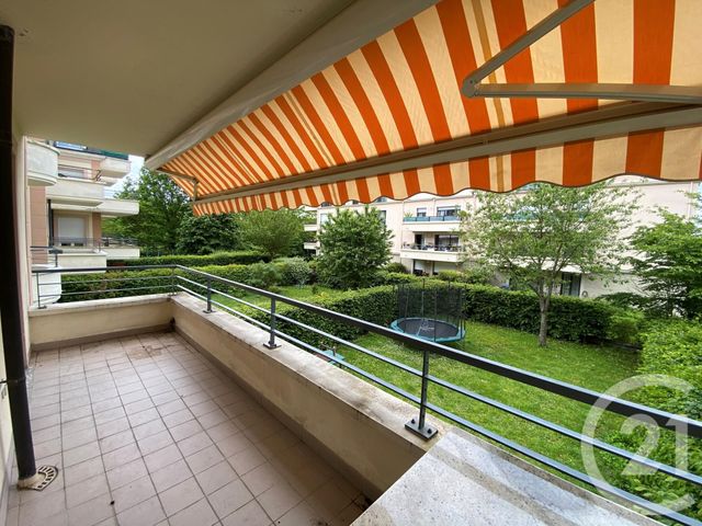 Appartement F2 à louer - 2 pièces - 57.0 m2 - EMERAINVILLE - 77 - ILE-DE-FRANCE - Century 21 Famidly