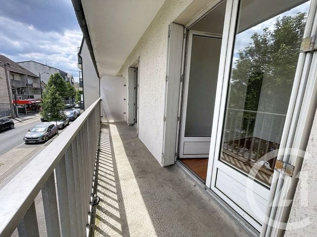 Appartement F3 à vendre - 3 pièces - 60.0 m2 - PONTAULT COMBAULT - 77 - ILE-DE-FRANCE - Century 21 Famidly