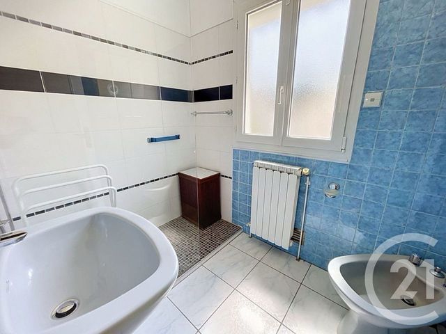 maison à vendre - 4 pièces - 60.0 m2 - PONTAULT COMBAULT - 77 - ILE-DE-FRANCE - Century 21 Famidly