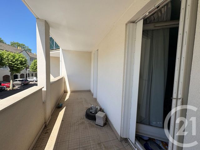 Appartement F5 à vendre - 5 pièces - 100.03 m2 - EMERAINVILLE - 77 - ILE-DE-FRANCE - Century 21 Famidly