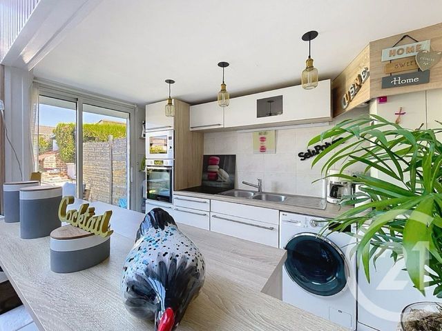 maison à vendre - 5 pièces - 94.0 m2 - LA QUEUE EN BRIE - 94 - ILE-DE-FRANCE - Century 21 Famidly