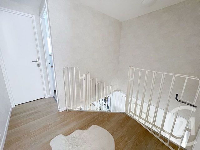 maison à vendre - 5 pièces - 94.0 m2 - LA QUEUE EN BRIE - 94 - ILE-DE-FRANCE - Century 21 Famidly
