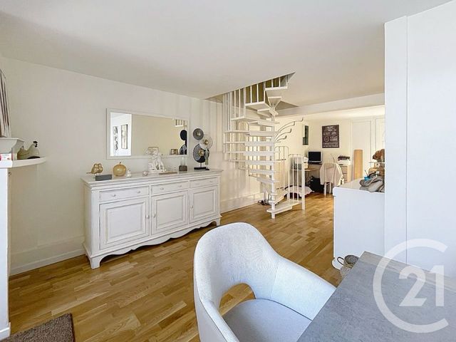 maison à vendre - 5 pièces - 94.0 m2 - LA QUEUE EN BRIE - 94 - ILE-DE-FRANCE - Century 21 Famidly