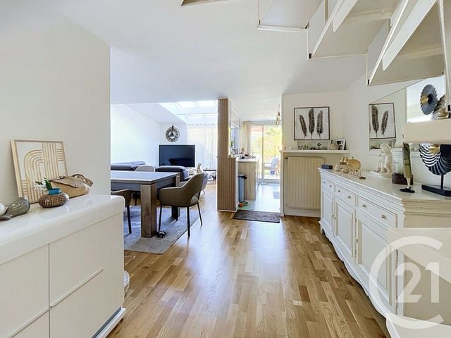 maison à vendre - 5 pièces - 94.0 m2 - LA QUEUE EN BRIE - 94 - ILE-DE-FRANCE - Century 21 Famidly