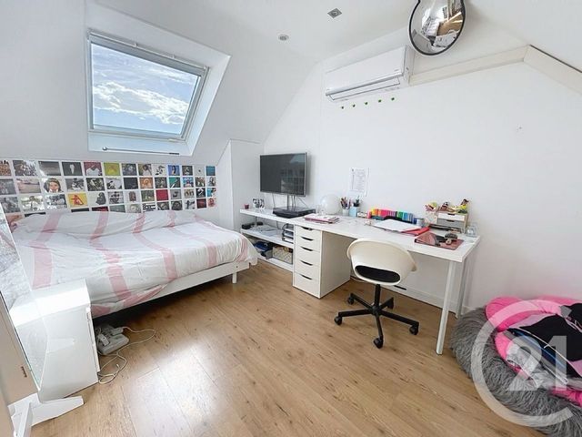 maison à vendre - 8 pièces - 165.0 m2 - LA QUEUE EN BRIE - 94 - ILE-DE-FRANCE - Century 21 Famidly