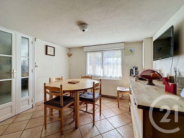 maison à vendre - 6 pièces - 121.0 m2 - PONTAULT COMBAULT - 77 - ILE-DE-FRANCE - Century 21 Famidly