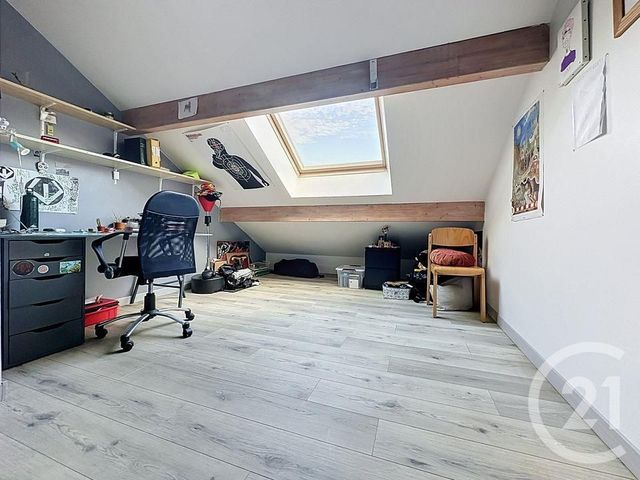 maison à vendre - 6 pièces - 121.0 m2 - PONTAULT COMBAULT - 77 - ILE-DE-FRANCE - Century 21 Famidly