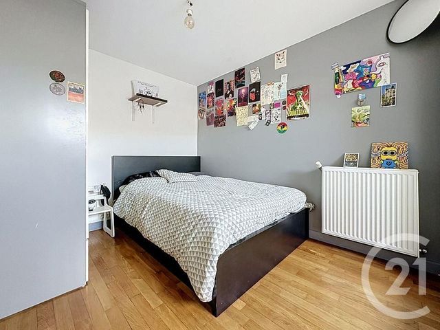 maison à vendre - 6 pièces - 121.0 m2 - PONTAULT COMBAULT - 77 - ILE-DE-FRANCE - Century 21 Famidly