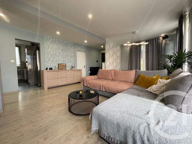maison à vendre - 5 pièces - 115.0 m2 - PONTAULT COMBAULT - 77 - ILE-DE-FRANCE - Century 21 Famidly