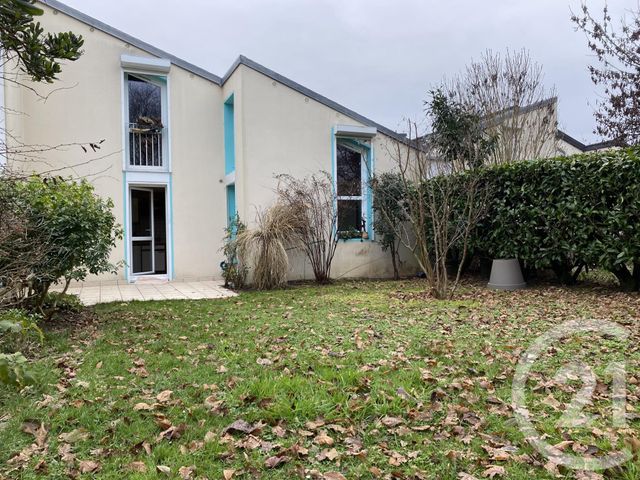 maison à vendre - 5 pièces - 96.0 m2 - EMERAINVILLE - 77 - ILE-DE-FRANCE - Century 21 Famidly
