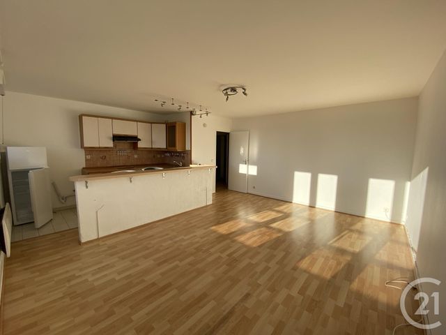 Appartement F2 à vendre - 2 pièces - 49.81 m2 - PONTAULT COMBAULT - 77 - ILE-DE-FRANCE - Century 21 Famidly